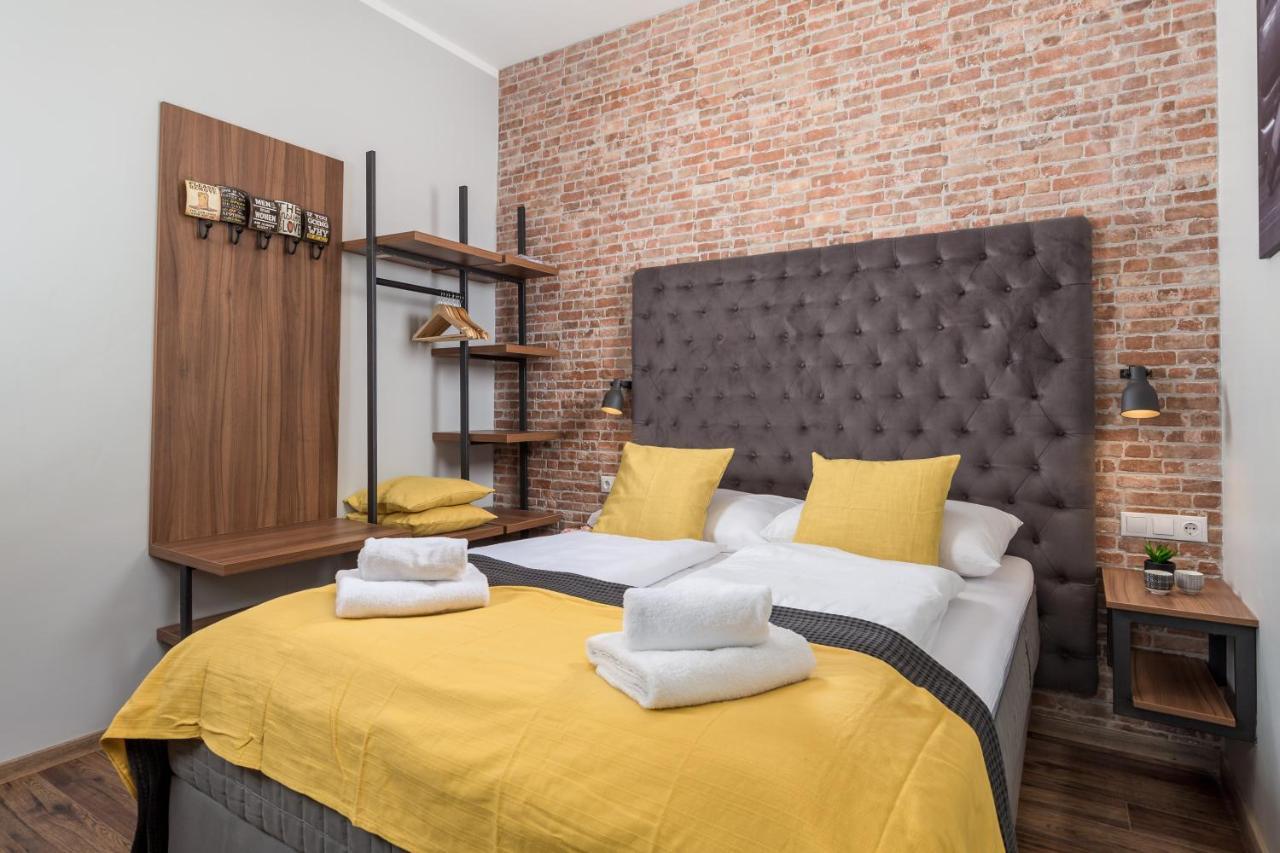 Apartments Porto Marina 2 Рийека Екстериор снимка